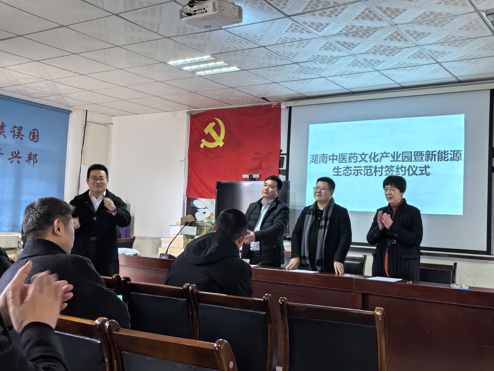 光伏电站_家用太阳能光伏发电_光伏发电署理加盟